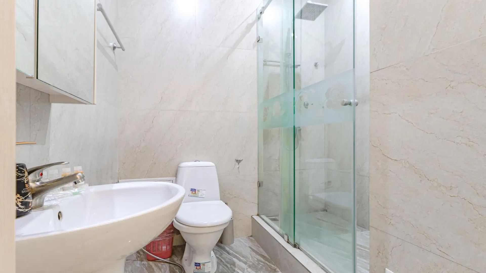 Apartment Просторная 4Х Комнатная Квартира Рядом С Байтереком Nur-Sultan