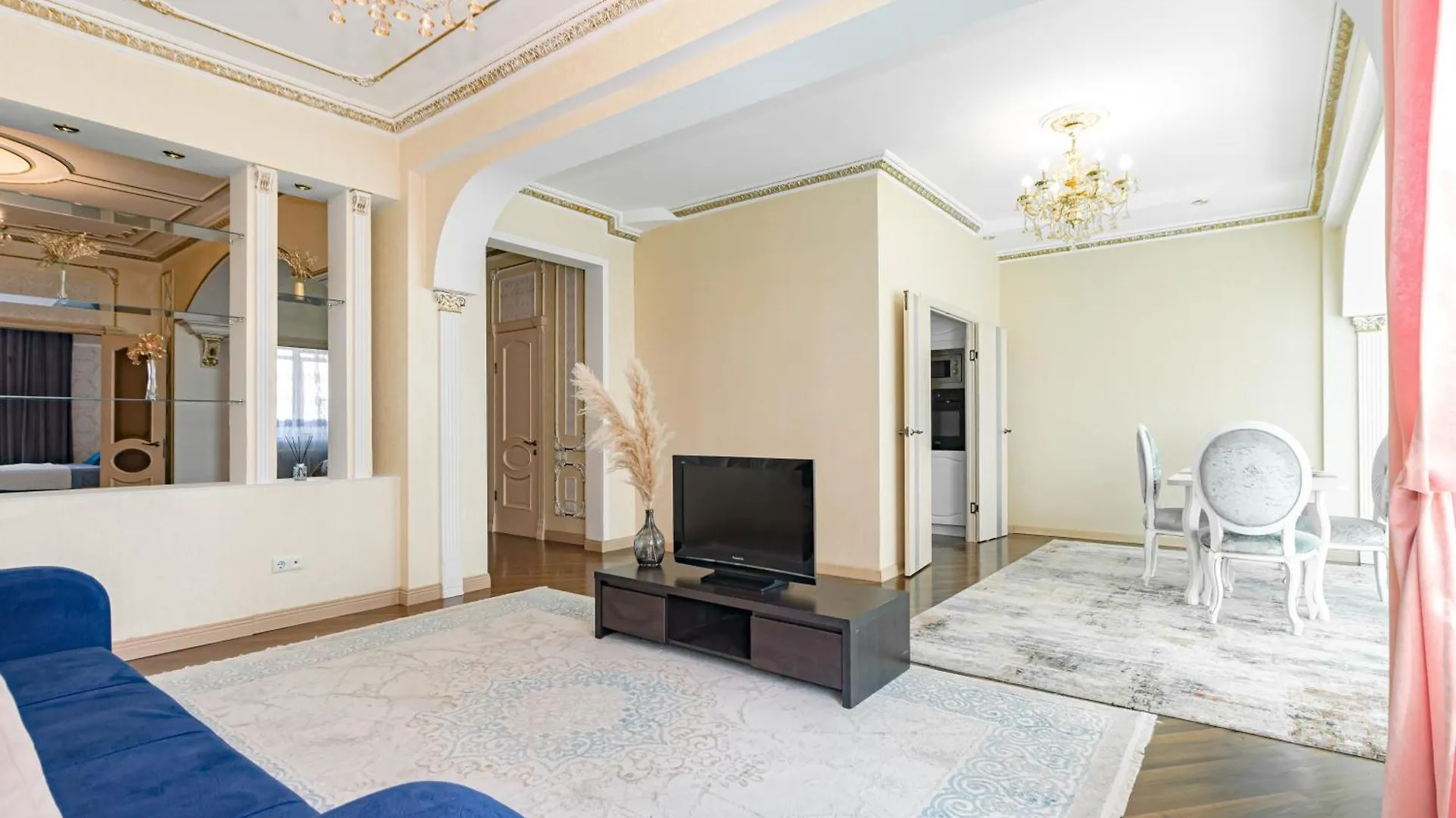 Apartment Просторная 4Х Комнатная Квартира Рядом С Байтереком Nur-Sultan